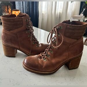 Kork-Ease Leather Boots Size 9